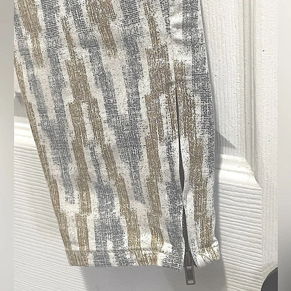 FREE PEOPLE Ikat Ankle Zip Skinny Jeans Low Rise Size 26 - Picture 8 of 9